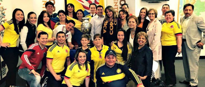 Trofeo de la Copa América Centenario estuvo en el Consulado de Colombia en Chicago