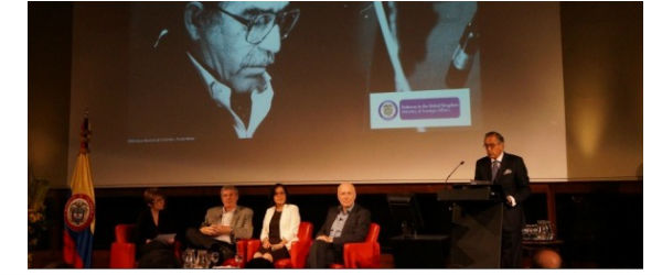 El Embajador de Colombia en el Reino Unido, Néstor Osorio, agradeció las expresiones de cariño y admiración de los británicos a García Márquez. Foto: Embajada de Colombia en Reino Unido.